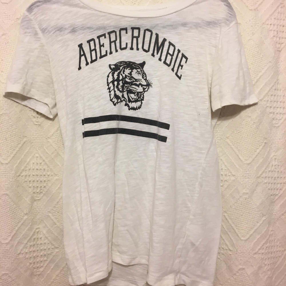 Abercrombie white vintage tee